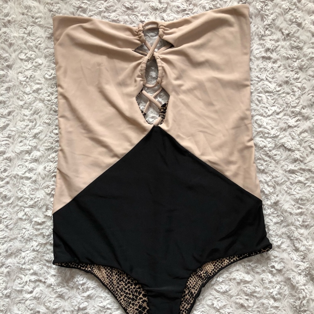 SOLD!!! Acacia Bronx